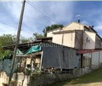 Villa all'asta via Pozzo, 96, Falerone