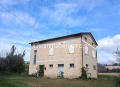 Montegiorgio, Via Contrada Vezzelli