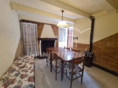 Villa unifamiliare via Pozzo, 14, Piane, Falerone