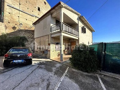 Villa unifamiliare, buono stato, 190 m², Ponzano di Fermo