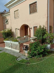 Villa a schiera via America, Bella Farnia, Sabaudia