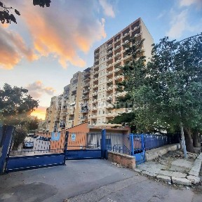 Appartamento buono stato, su più livelli, Bonagia, Palermo