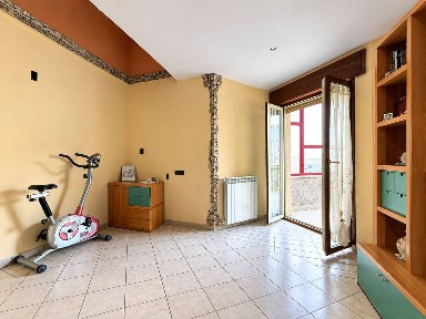 Trilocale via Giorgio De Falco, Quarto