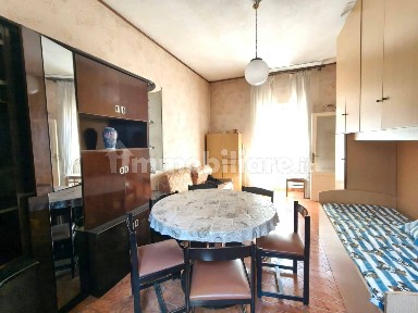 Bilocale traversa Cantieri Mercantili 35, Centro, Castellammare di Stabia