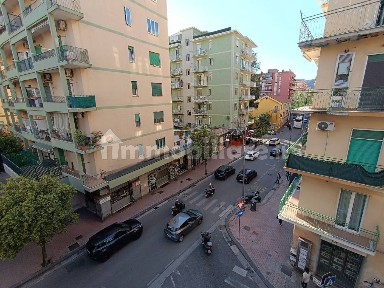 Quadrilocale via Martiri Ungheresi, Pastena - Pastena Alta, Salerno