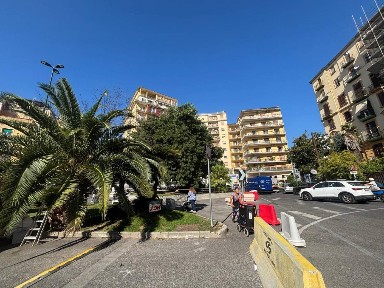 Locale commerciale in Affitto