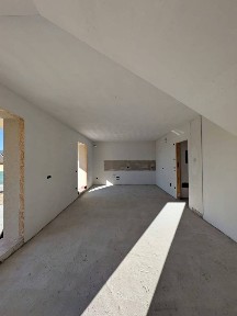 Appartamento via Danesi di Sotto, 8, Montecchia di Crosara