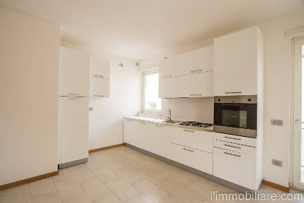 Trilocale via Saval 3, Ponte Crencano, Verona