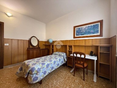Bilocale via belli 4, Ponte Crencano, Verona