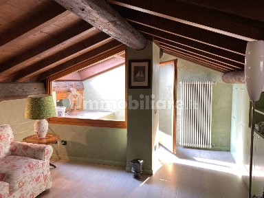 Trilocale vicolo Borella, Centro Storico, Verona