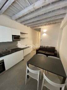 Bilocale via Gaetano Trezza 46, Veronetta, Verona