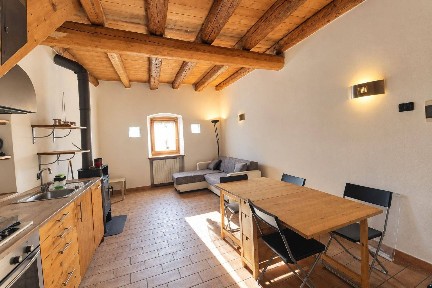 Trilocale piazza Vittorio Veneto 1, Castion Veronese, Costermano sul Garda