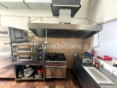 Rosticceria - Pizza al taglio in Vendita