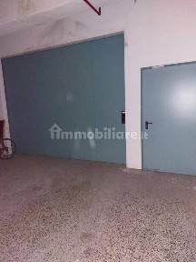 Magazzino all'asta via Carlo Pisacane, Brescia
