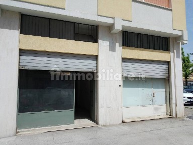 Pescara, Tiburtina, Via Tronto, 14