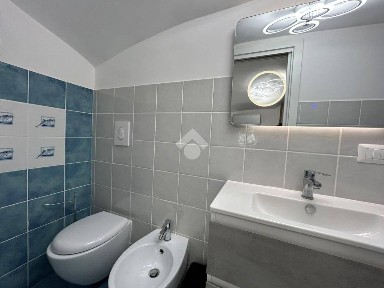 Bilocale San felice 30, Vomero, Napoli