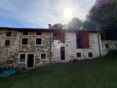 Terratetto plurifamiliare via Crocchi, Schio