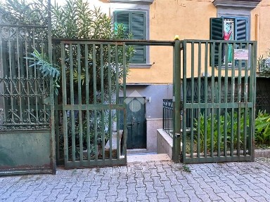 Bilocale via tito angelini 14, Vomero, Napoli