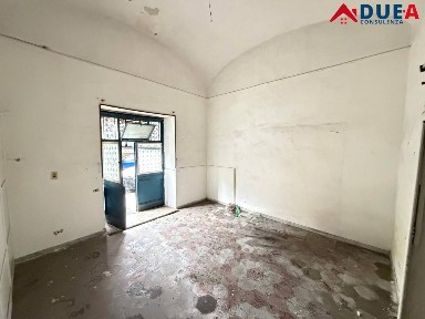 Napoli, Fuorigrotta, Via della Grotta Vecchia