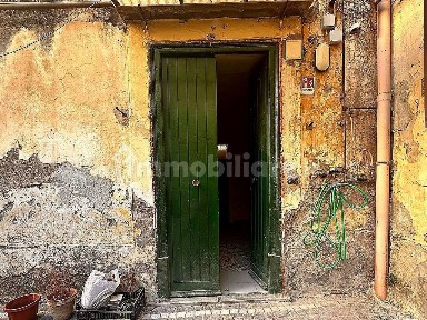 Trilocale salita Pontecorvo 60, Monte Santo, Napoli