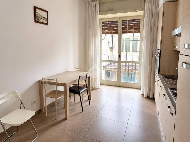 Trilocale via Nuova Pizzofalcone, Monte di Dio, Napoli