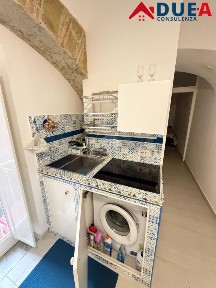 Bilocale via Atri, Centro Storico, Napoli