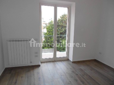 Trilocale via Ilioneo 39, Bagnoli, Napoli