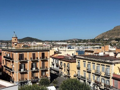 Pozzuoli, piazza della repubblica, snc
