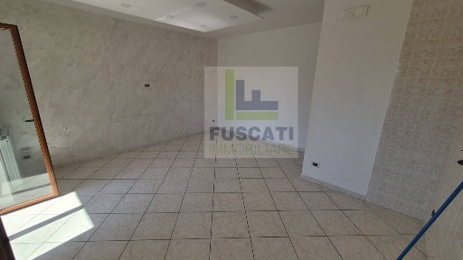 Trilocale via Eugenio Montale, Centro, Mugnano di Napoli