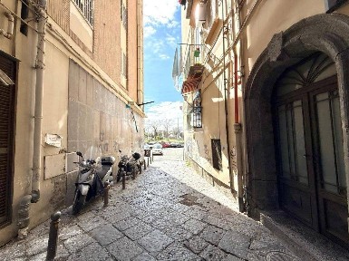 Monolocale Vico san guido 7, Chiaia, Napoli