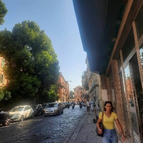 Napoli, Piazza Amedeo - Parco Margherita, VIA CRISPI