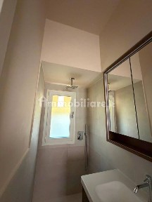 Modena, Centro Storico, Via San Giacomo, 56