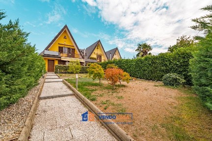 Villa a schiera via San Maurizio 30, San Rocco Castagnaretta, Cuneo