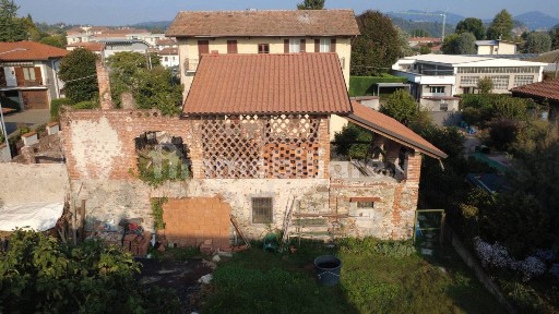 Arona, Via Generale Alfonso La Marmora