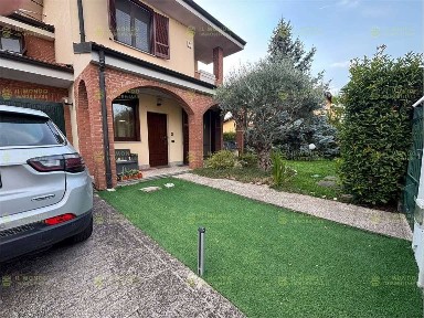 Villa a schiera via Antonio Meucci, 6, Marudo