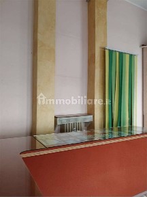 Locale commerciale in Affitto