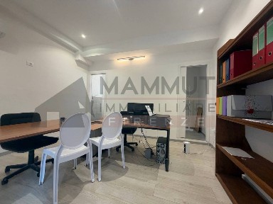 Locale commerciale in Affitto