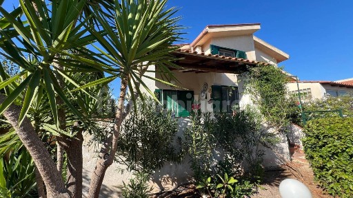 Villa a schiera via Ruggero il Normanno 53, Contrada Foggia, Sciacca