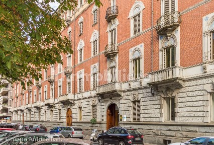 Torino, Crocetta, Corso Re Umberto, 61