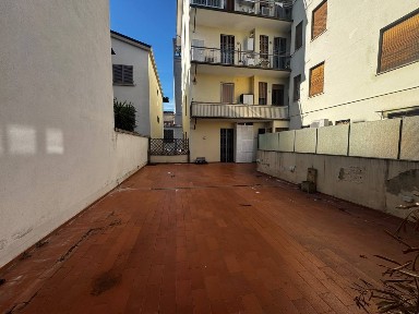 Appartamento via Elbano Gasperi, Campo di Marte, Firenze