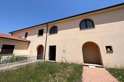 Villetta a schiera all'asta via Bosco Lupino SNC, San Giorgio del Sannio