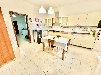 Terratetto unifamiliare Casa singola con giardino e fienile !, Sasso Morelli, Sesto Imolese, Imola