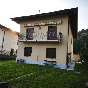 Villa bifamiliare via Campo dei Fiori 59, Crenna - Bettolino, Gallarate