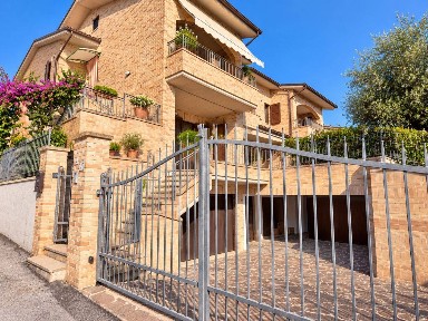 Appartamento via Enzo Ferrari, 3, Osimo