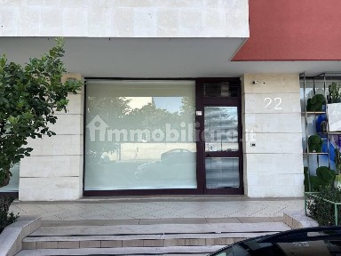 Negozio all'asta via A. Einstein, 22/24, 73040 Aradeo Italia, Aradeo