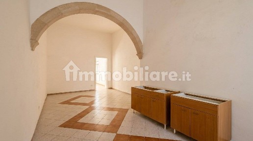 Laboratorio in Vendita