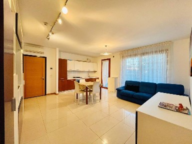 Appartamento nuovo, secondo piano, Asseggiano, Venezia