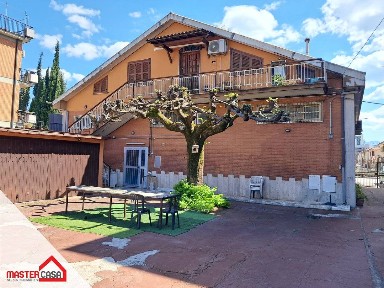 Mansarda buono stato, 150 m², Centro, Sora