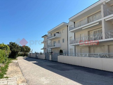 Trilocale via Grecale, snc, Vasto Marina, Vasto