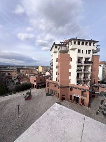 Trilocale ottimo stato, su più livelli, Chieti Scalo, Chieti